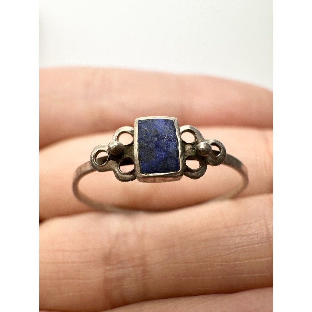 Vintage 925 Sterling Silver Lapis Lazuli Dainty Ring Size 9